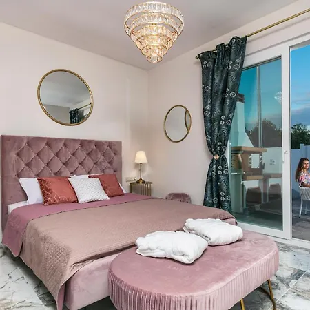 Jacuzzi Deluxe Βίλα Σκάλα Σωτήρος