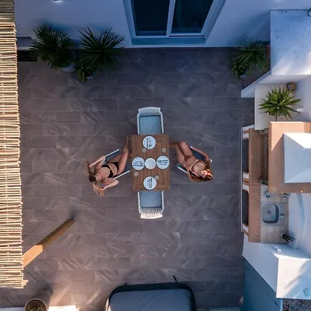 Jacuzzi Deluxe Σκάλα Σωτήρος