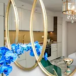 Jacuzzi Deluxe Szkála Szotírosz