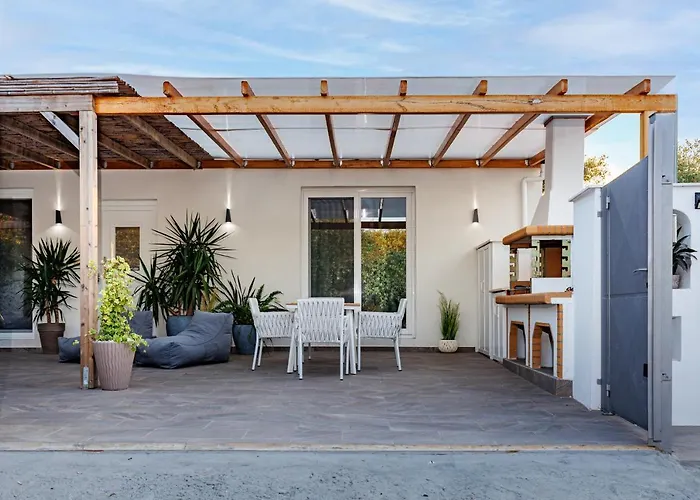 Jacuzzi Deluxe * Skala Sotiros